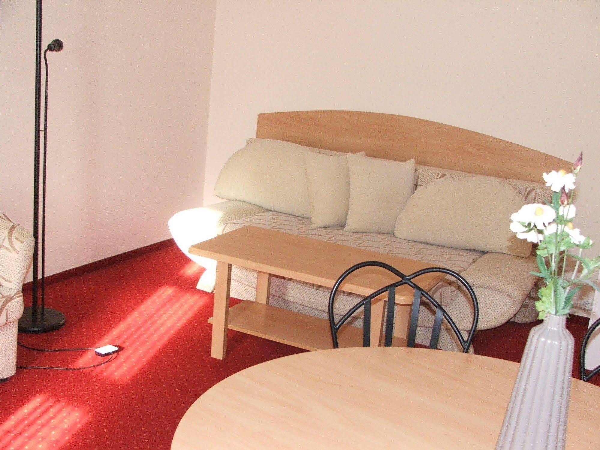 Siesta Club Apartman Harkány Exterior foto